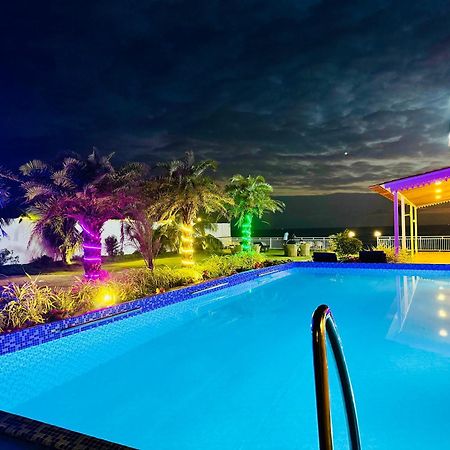 Maargit Beach Resort Мандрем Экстерьер фото